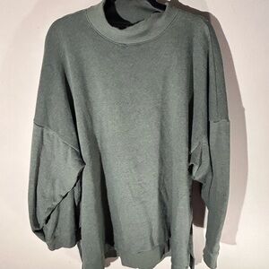 American Eagle Outfitters xxl Green Sweater GUC oversized soft and cozy